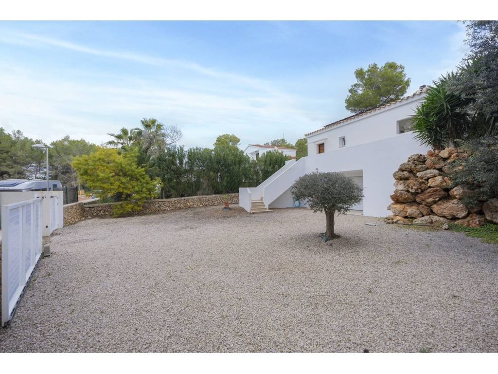 Property photo 1 of 30