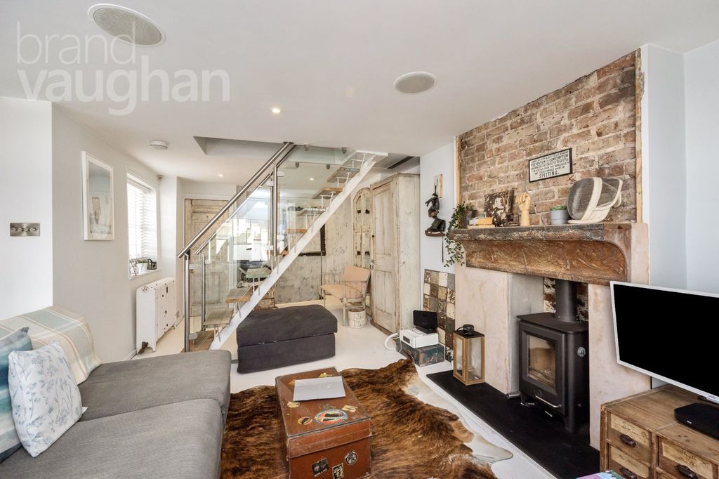 Property photo 2 of 25 Picture No. 09