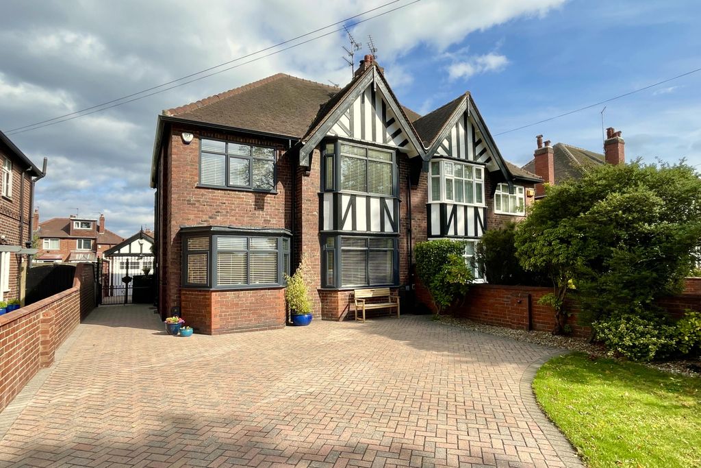 Property photo 1 of 34 1