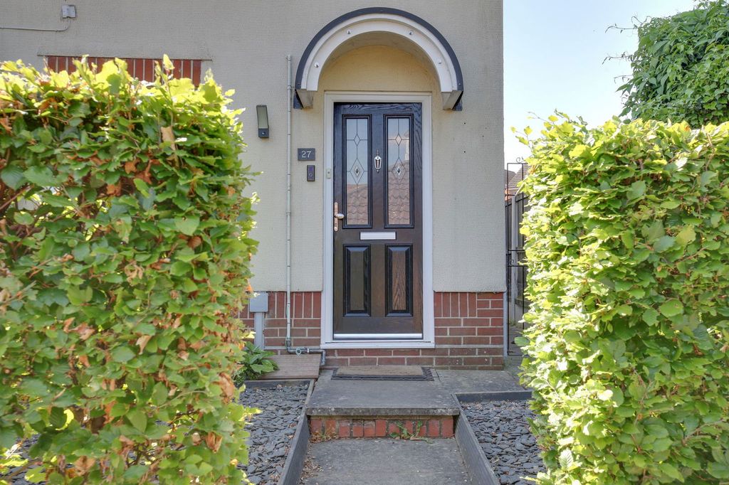 Property photo 3 of 22