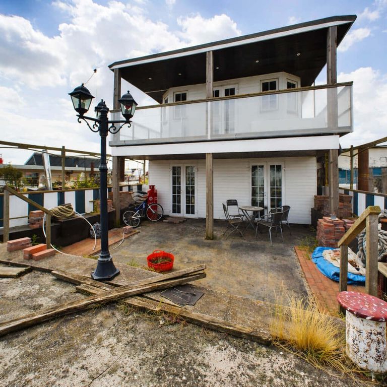 Property photo 3 of 23