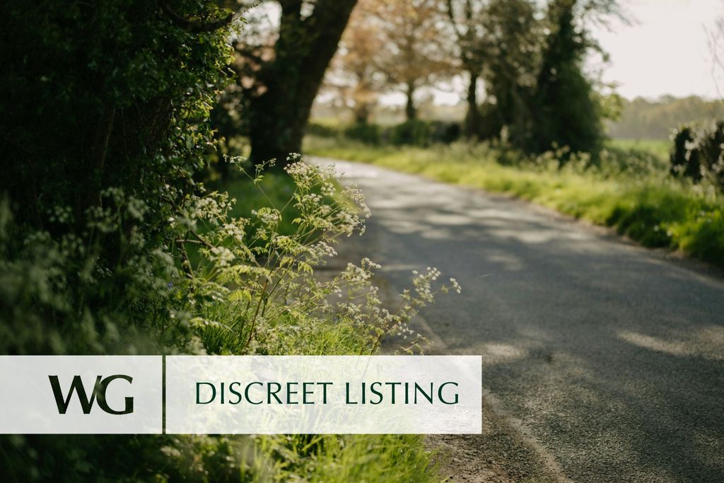 Property photo 1 of 11 Discreet Listing