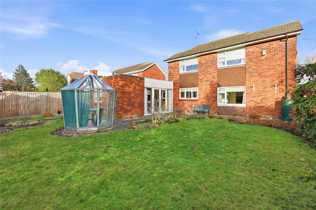 Property photo 3 of 16 Picture No. 12