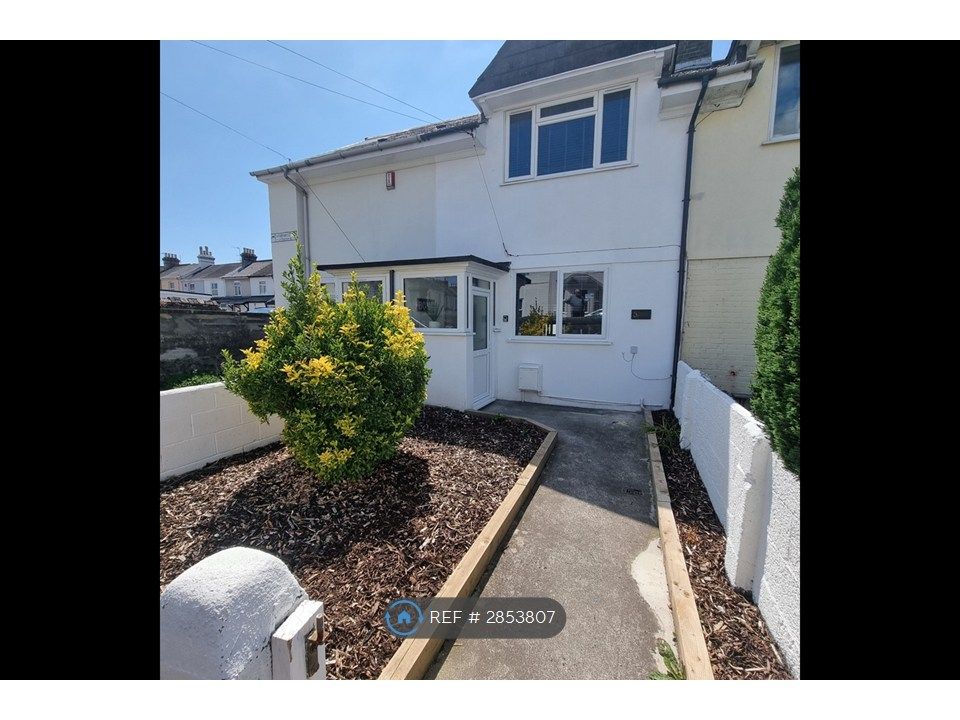 Property photo 2 of 26