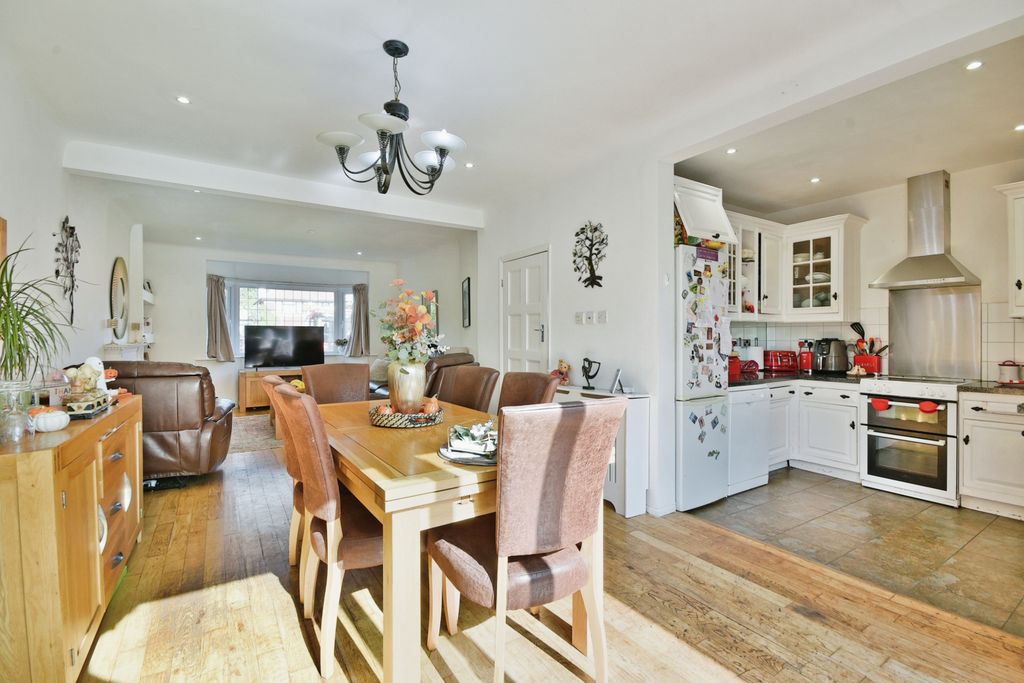 Property photo 1 of 20 3d43F5F7-6d63-ee11-8Df0-000d3Ad539F5