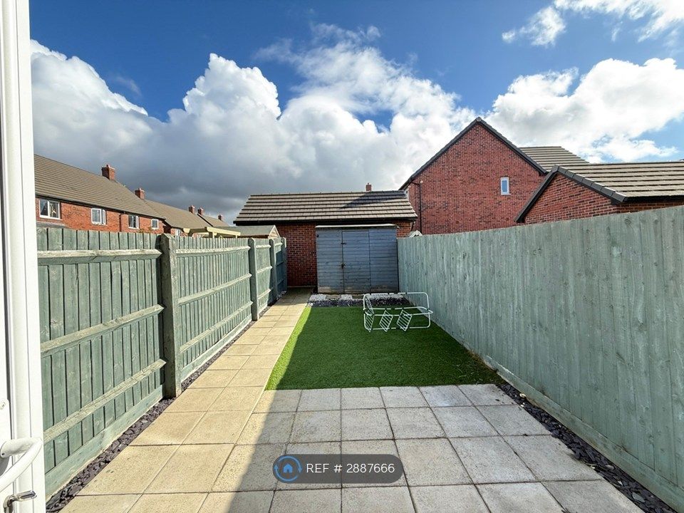 Property photo 2 of 8