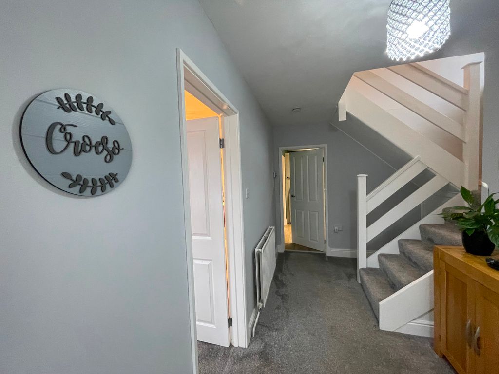 Property photo 3 of 26