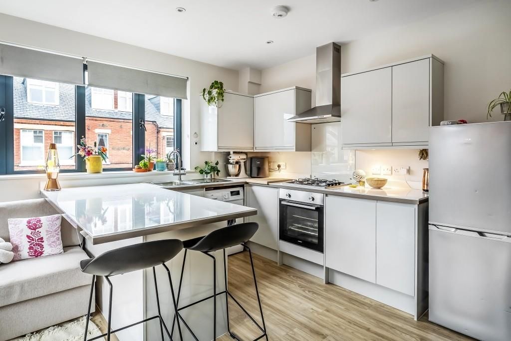 Property photo 3 of 9 Flat-3-20-Jubilee-Terrace-5.Jpg