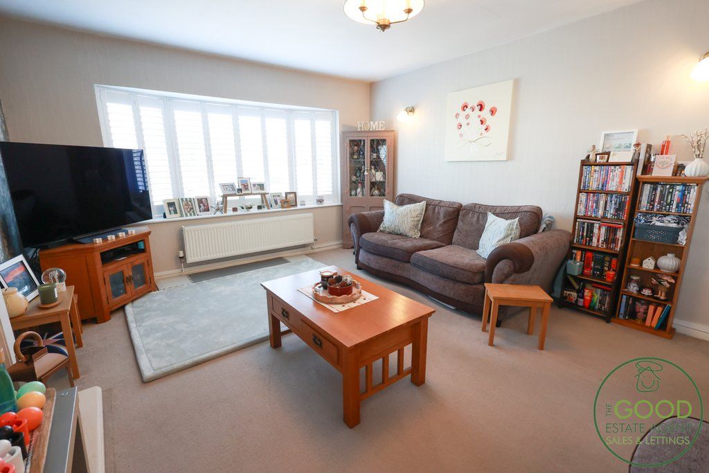 Property photo 3 of 23