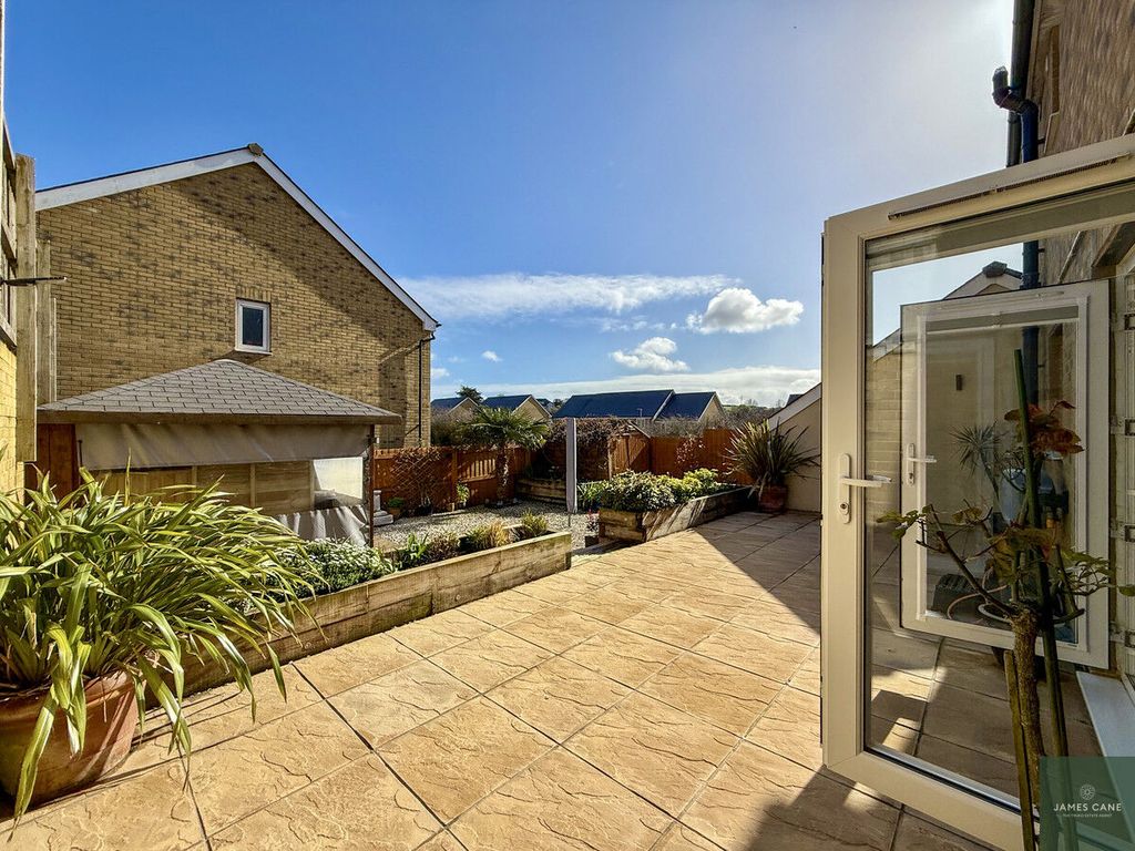 Property photo 3 of 29