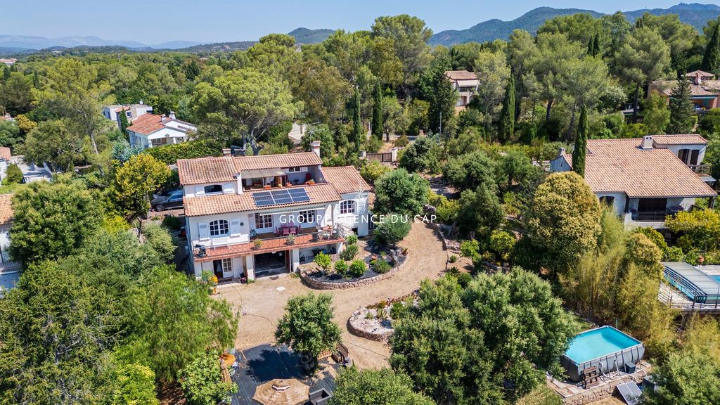 Property photo 1 of 17 Villa Tour De Mare Au Calme