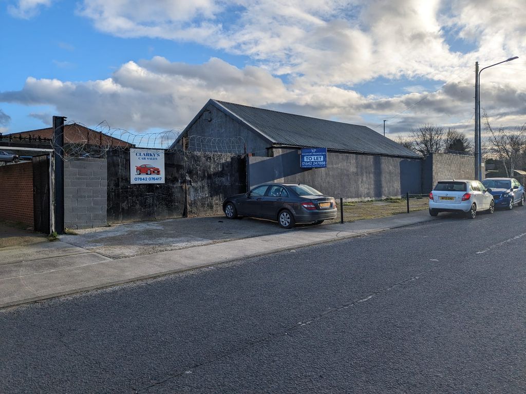 Property photo 2 of 13