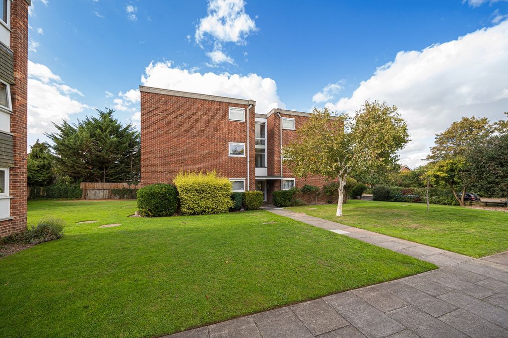 Property photo 1 of 10 4566250