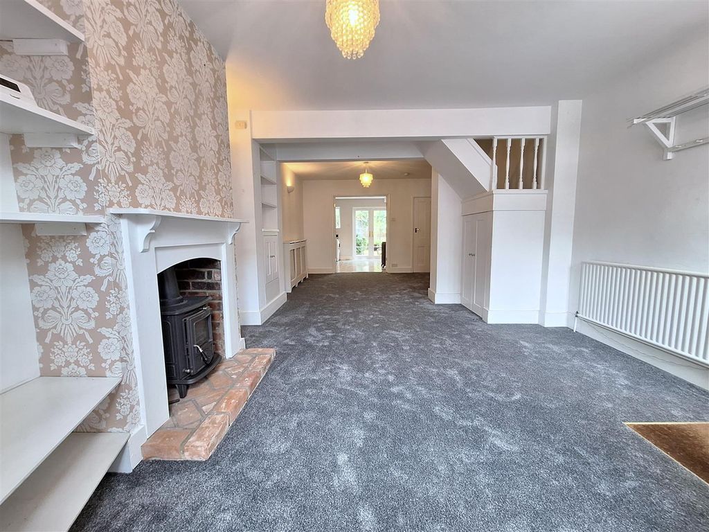 Property photo 3 of 11 20250616_141055.Jpg