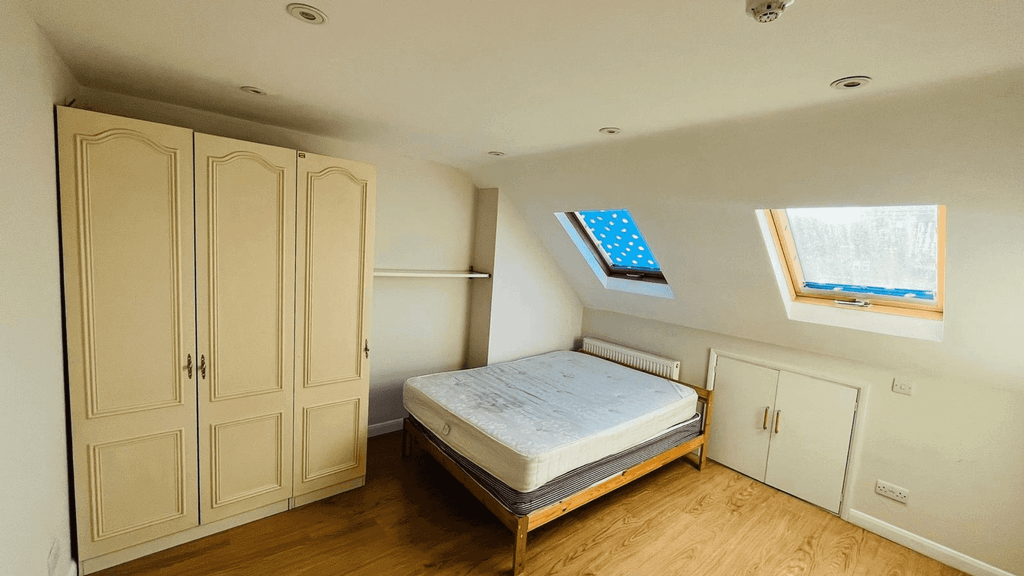 Property photo 3 of 5