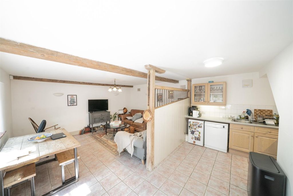 Property photo 3 of 16 Gtij0844.Jpg