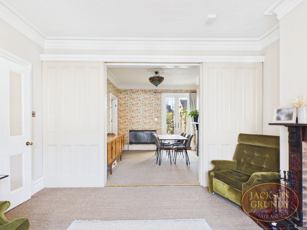 Property photo 3 of 19 Clarence Avenue