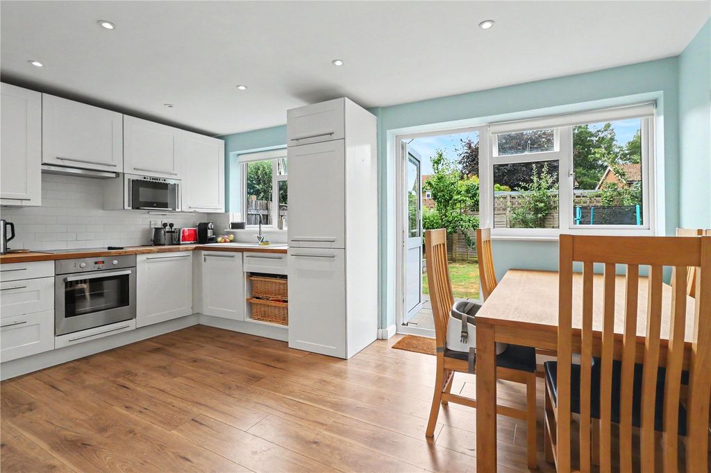 Property photo 2 of 13 Kitchen