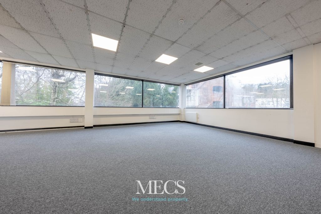 Property photo 2 of 14 4006151