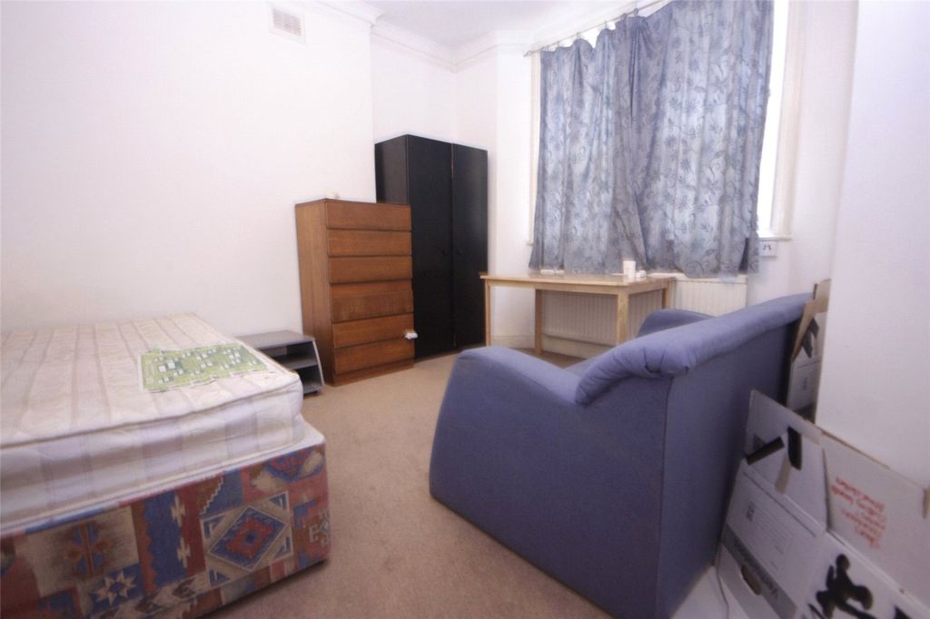 Property photo 2 of 10 Picture No. 06