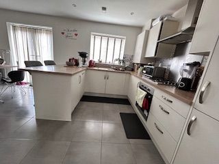 Property photo 2 of 9 Image