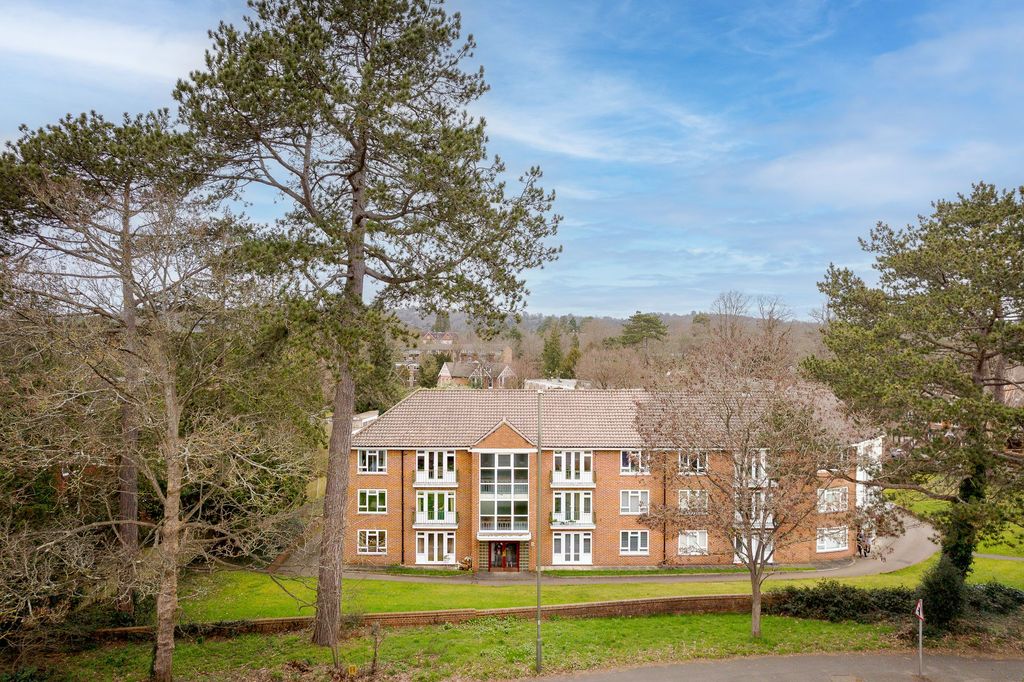 Property photo 1 of 10