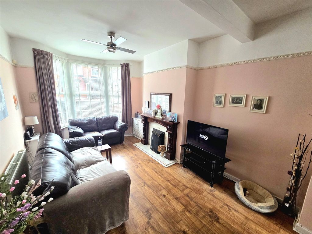 Property photo 2 of 15 Picture No. 08