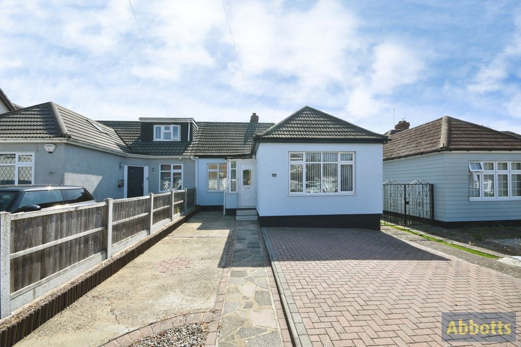 Property photo 1 of 17 Pbox-Img.Jpg