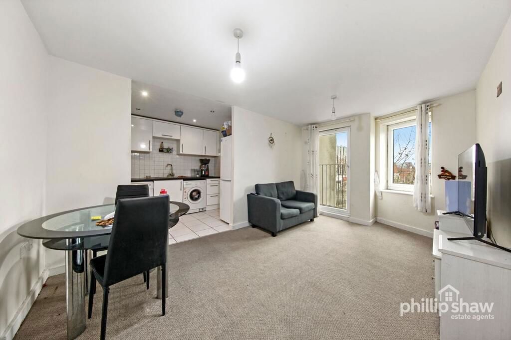 Property photo 2 of 13