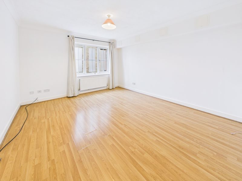 Property photo 3 of 9 Living Room