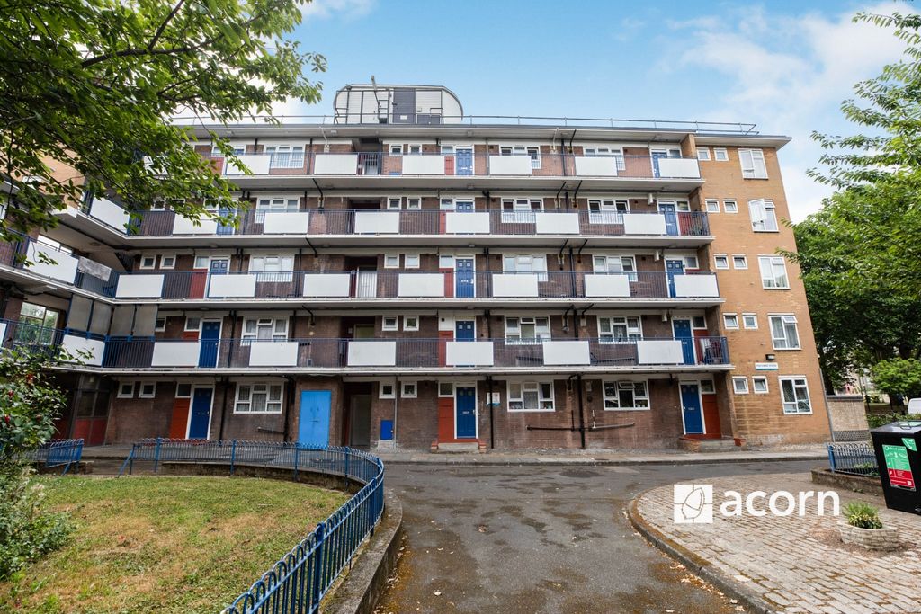 Property photo 1 of 12 0T7A3508