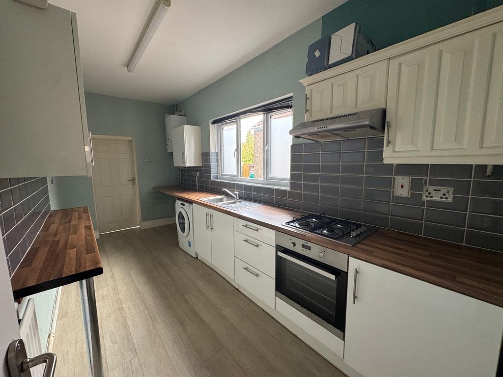 Property photo 2 of 13 Image