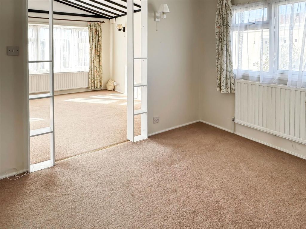 Property photo 3 of 11 Img_9177.Jpg