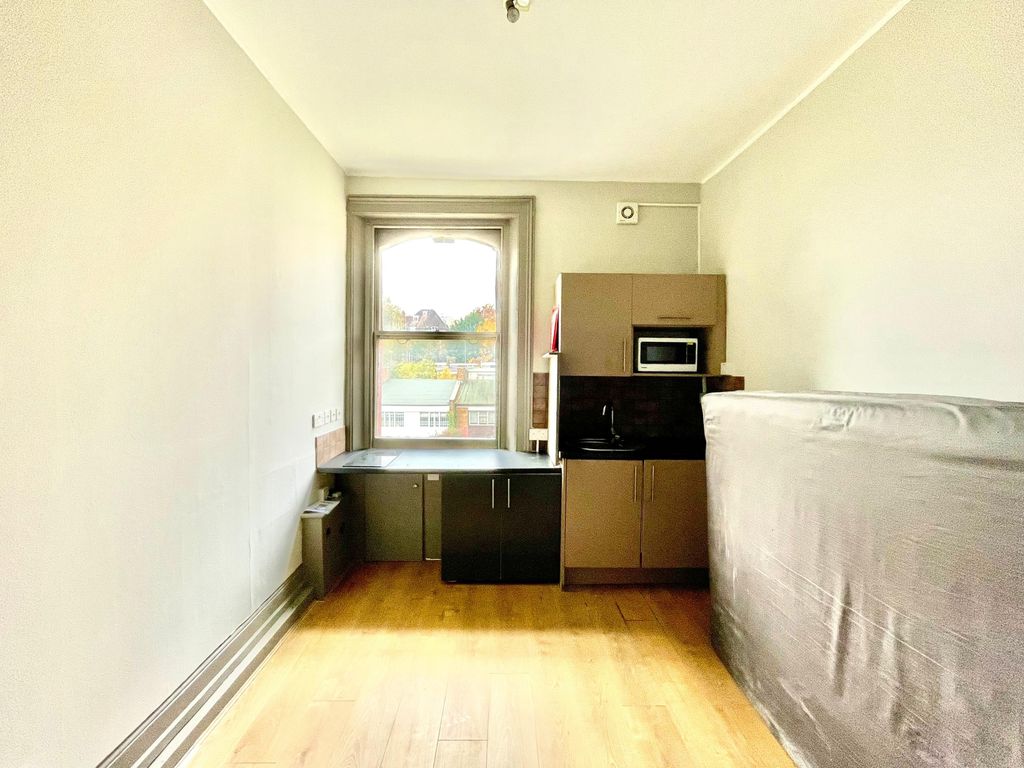 Property photo 3 of 5 Photo 3