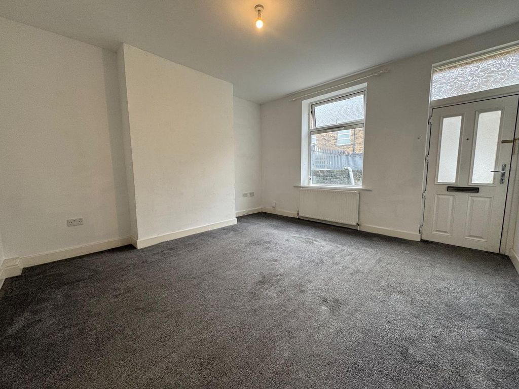 Property photo 2 of 10 Picture No. 07