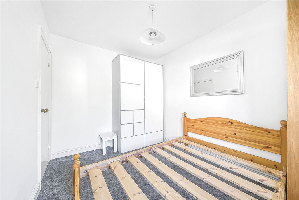 Property photo 3 of 7 Picture No. 05