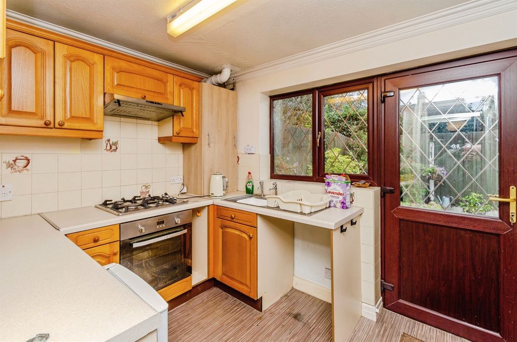 Property photo 3 of 17