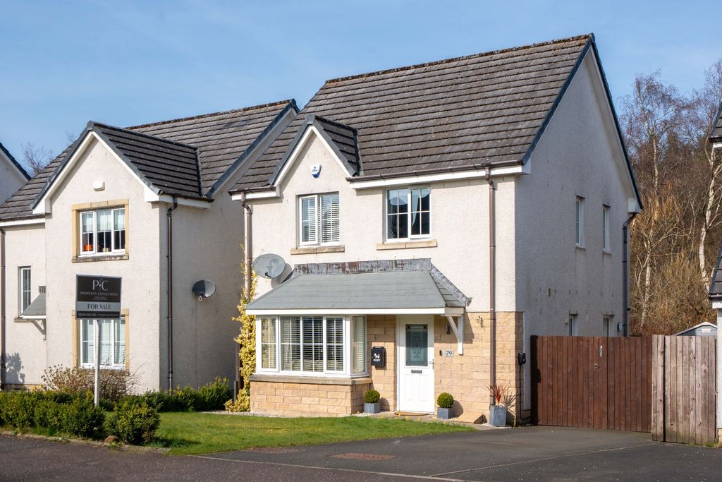 Property photo 1 of 33 4972881