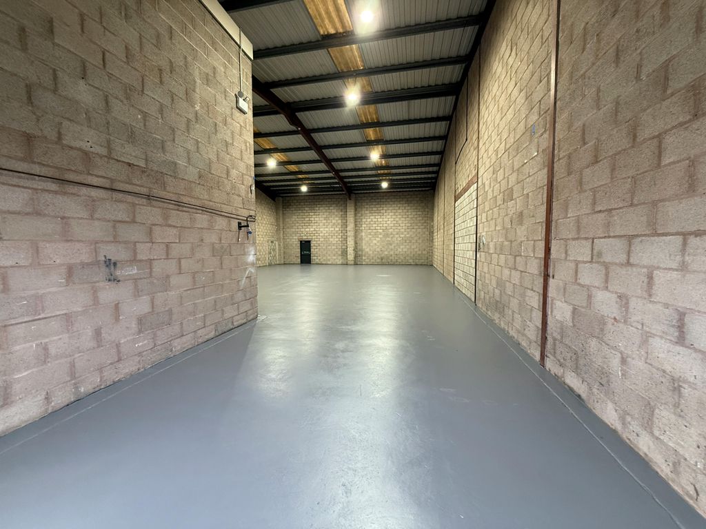 Property photo 3 of 7 20260312_163017433_Ios.Jpg