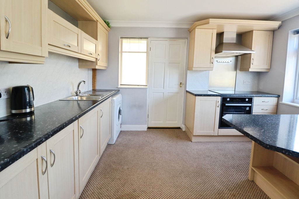 Property photo 2 of 20 23E40c7B-3-4Aff-B6D1-1C99B67A24F1-4897-000001Bfa8B
