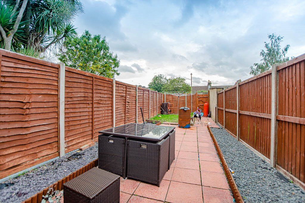 Property photo 3 of 10 Garden