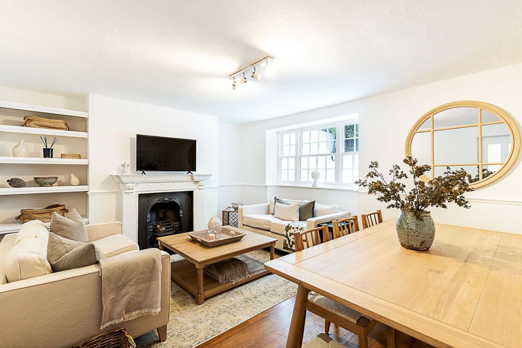 Property photo 1 of 23