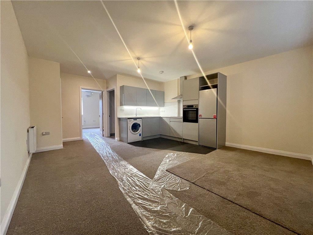Property photo 2 of 11 Kitchen/Living