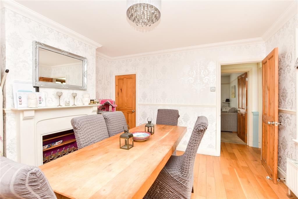 Property photo 2 of 17 Dining Room