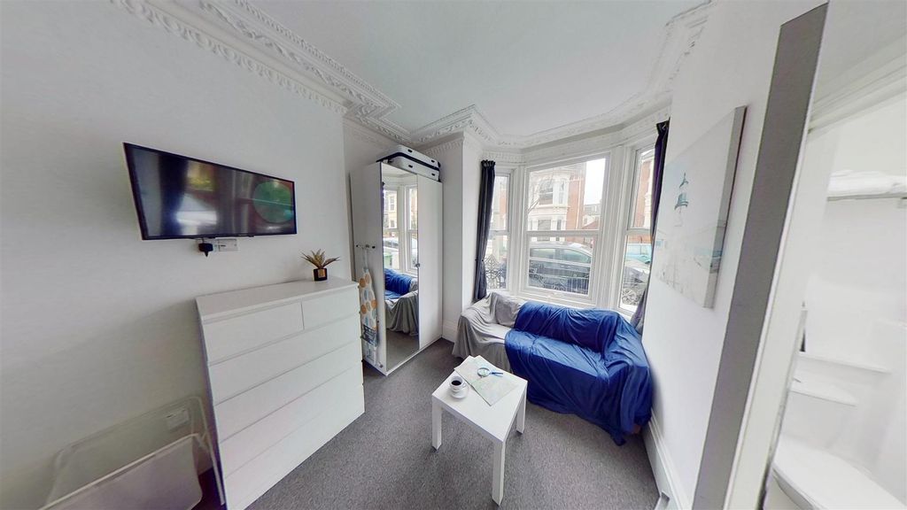 Property photo 2 of 8 Gains-Road-Room-2-Panoramic-2.Jpg
