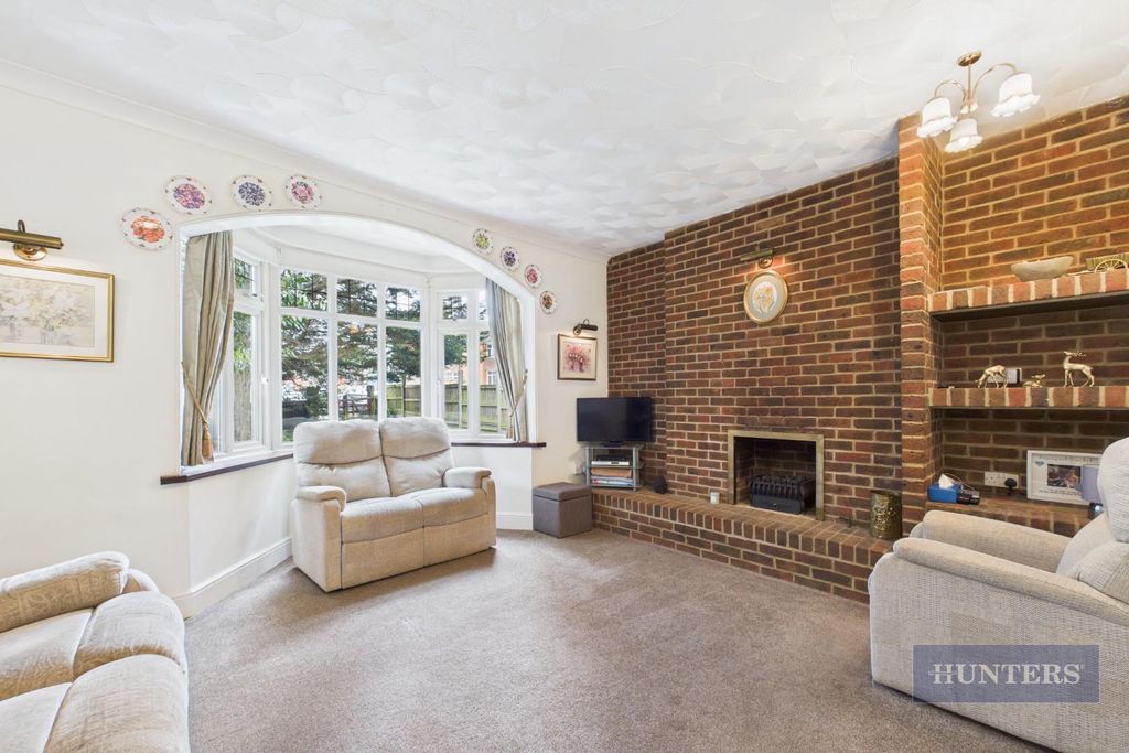 Property photo 3 of 19 Cam05152G0-Pr0056-Still015.Jpg