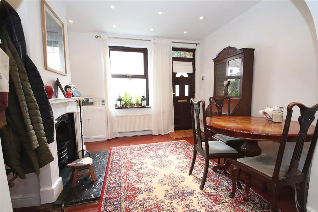 Property photo 3 of 17 Img_2964.Jpg