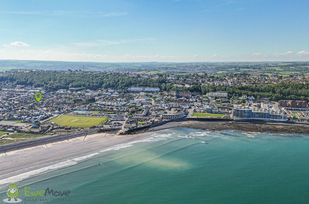 Property photo 1 of 18 Drone-Shot-With-Point-For-Editing 2