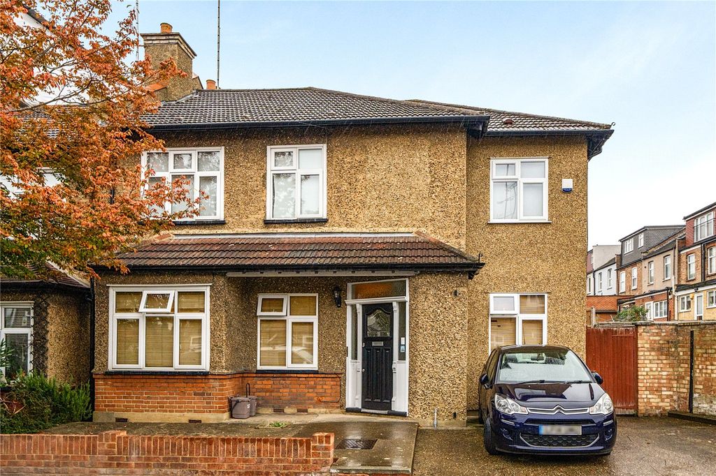 Property photo 1 of 19 Picture No. 03