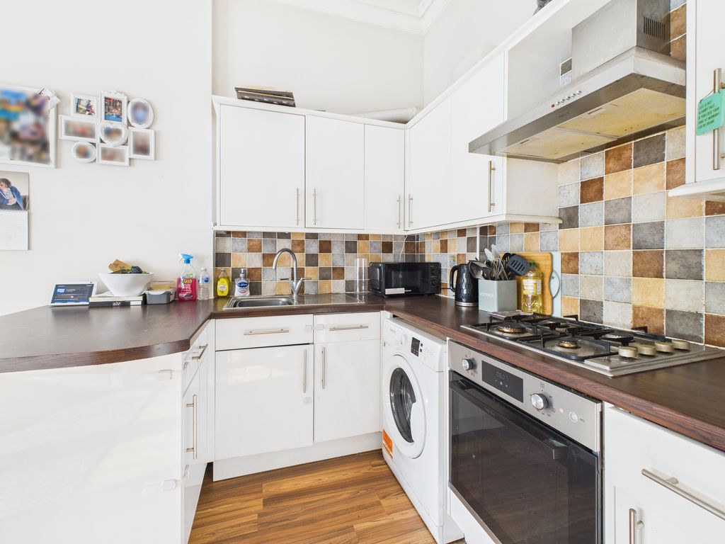 Property photo 3 of 5 Kitchen